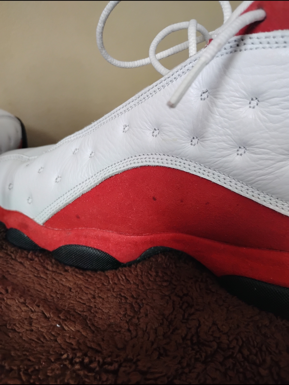 Jordan White High-Top Sneakers with Black Logo - Picture 12 of 12